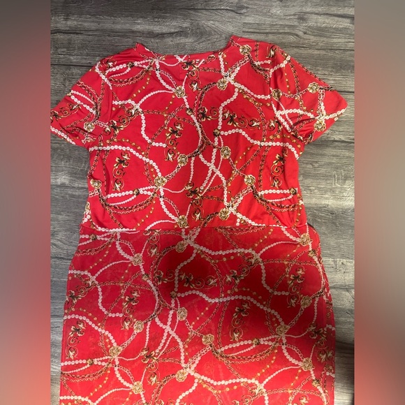 Elegant Red Kids Dress - Picture 4 of 8